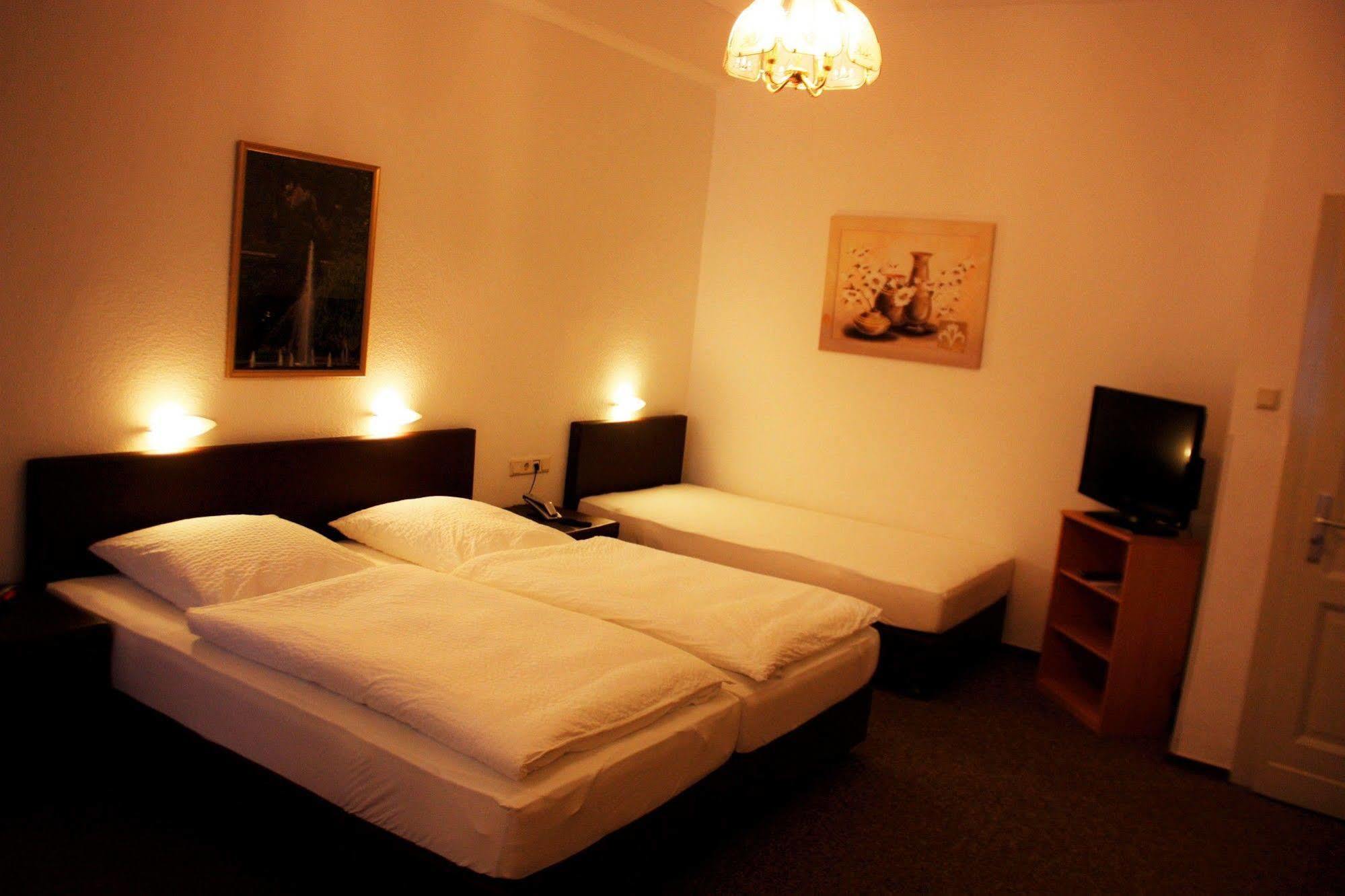 Hotel Zum Anker Andernach Eksteriør billede
